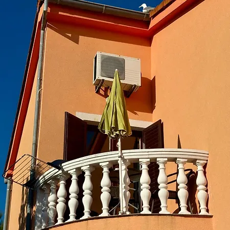 Sea 1- Small Vendégház Póla